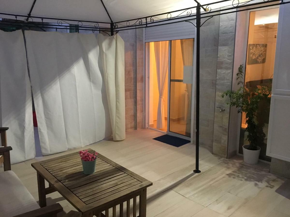 Apartamento Los Naranjos De Santa Justa Sevilha Exterior foto